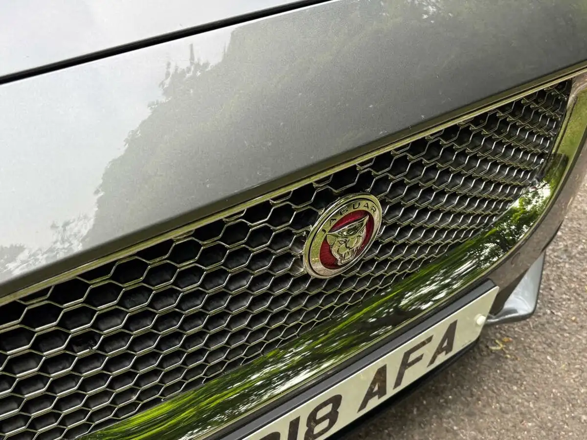 2018-jaguar-xe-20d-portfolio-180ps-1999cc-auto-big-17