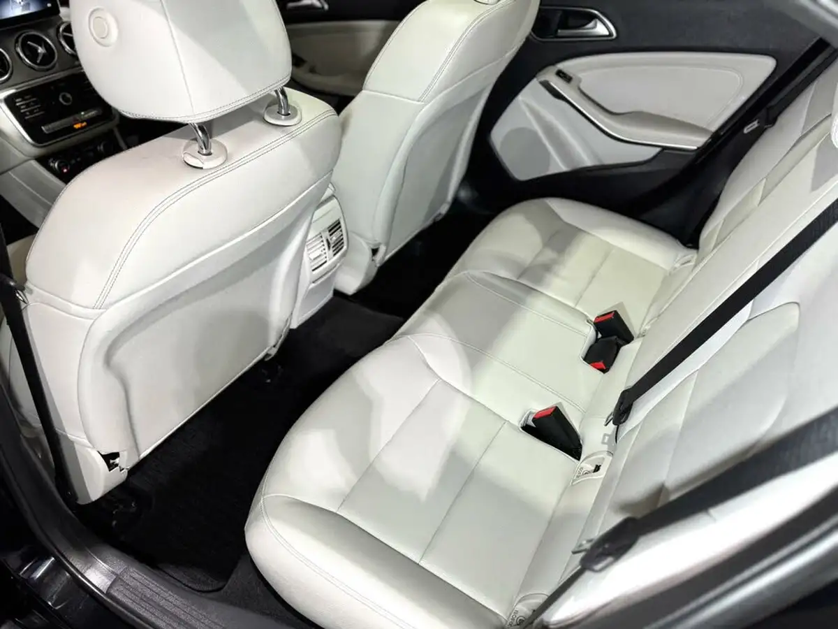 2019-mercedes-benz-gla-class-21d-gla-200d-sport-premium-plusss-big-17
