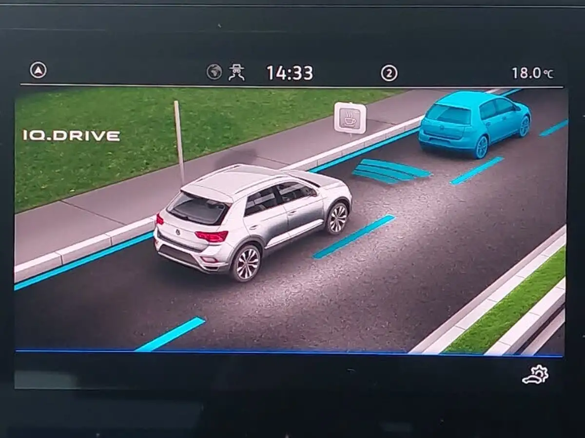 2022-volkswagen-t-roc-15-tsi-life-big-17