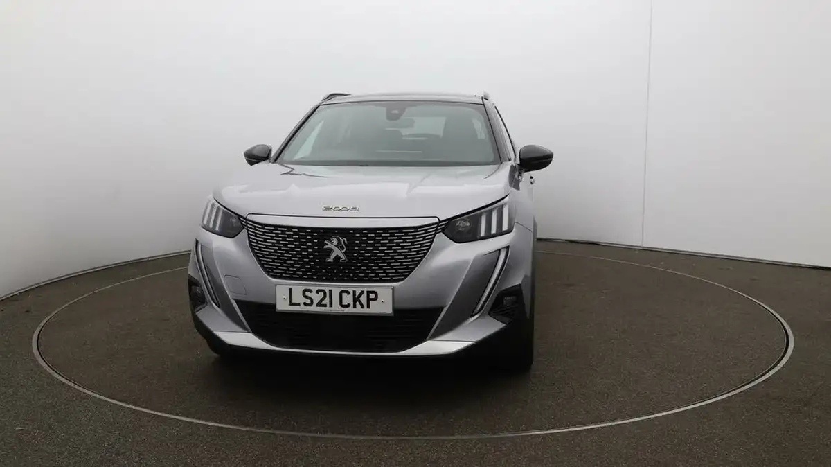 2021-peugeot-2008-suv-e-gt-premium-big-41