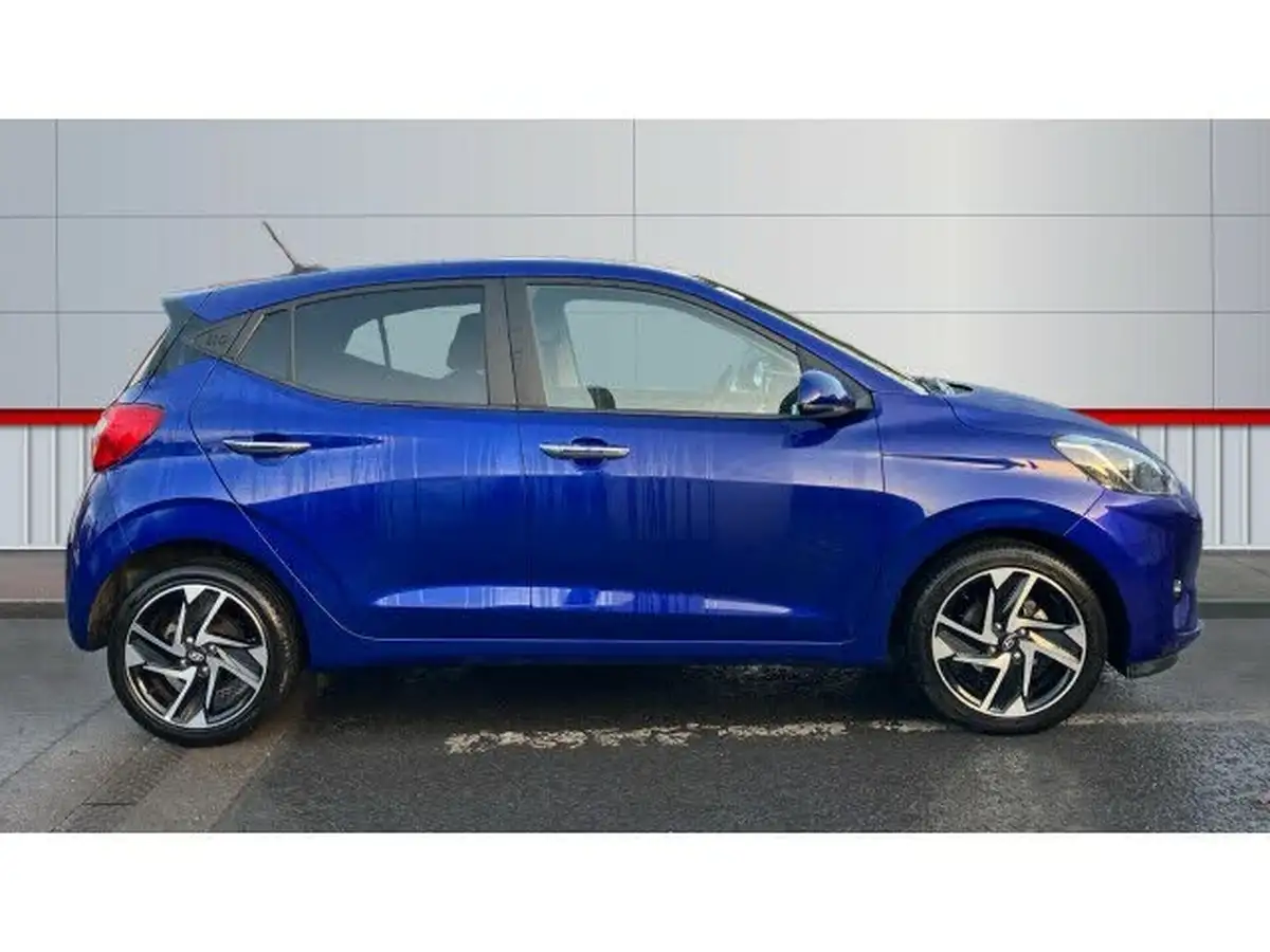2022-hyundai-i10-12-premium-auto-big-4