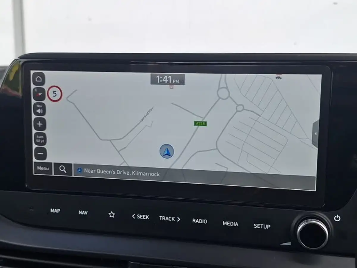 2024-hyundai-i20-10-t-gdi-advance-big-9