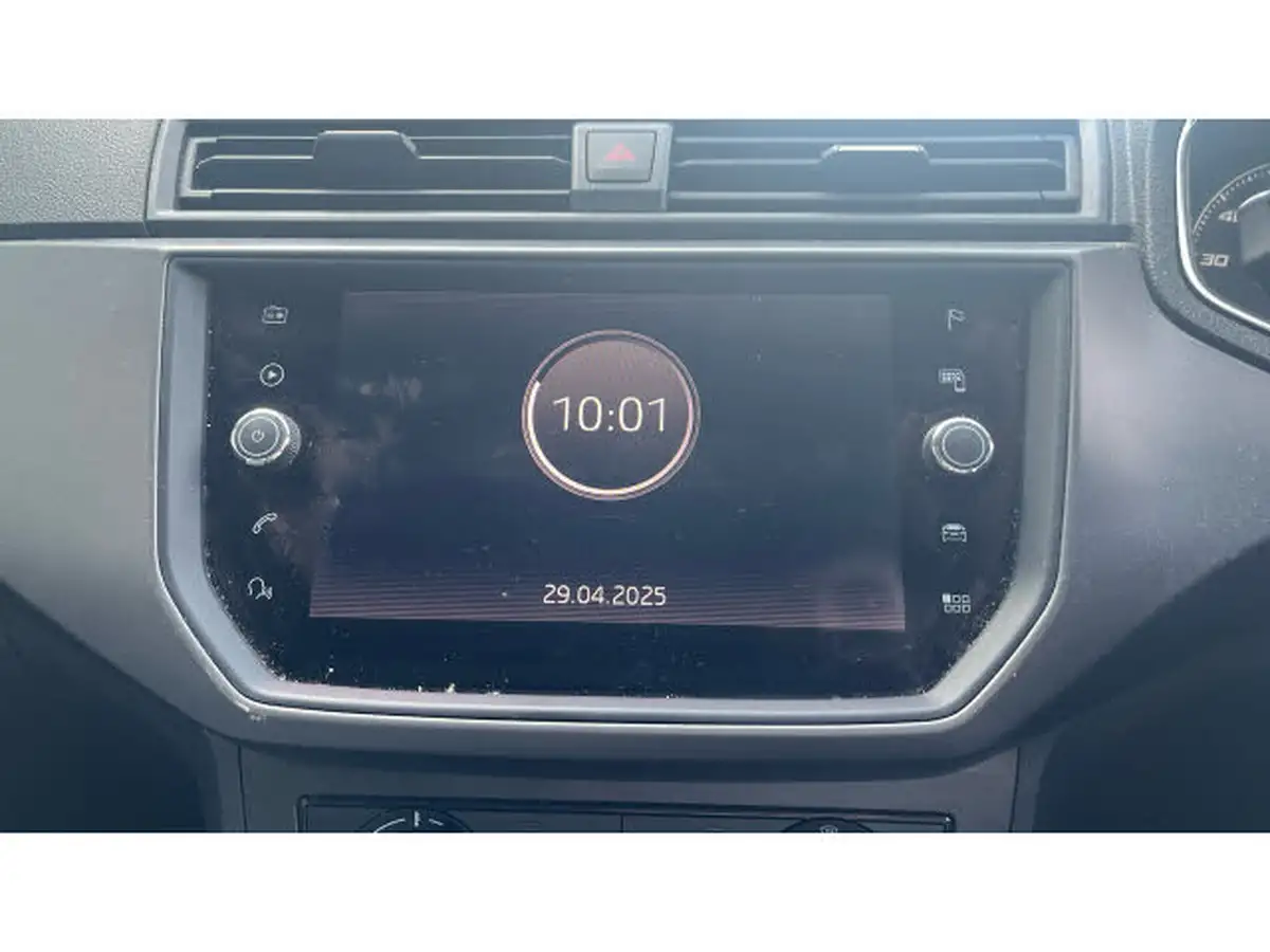 2019-seat-ibiza-10-mpi-se-technology-ss-big-11