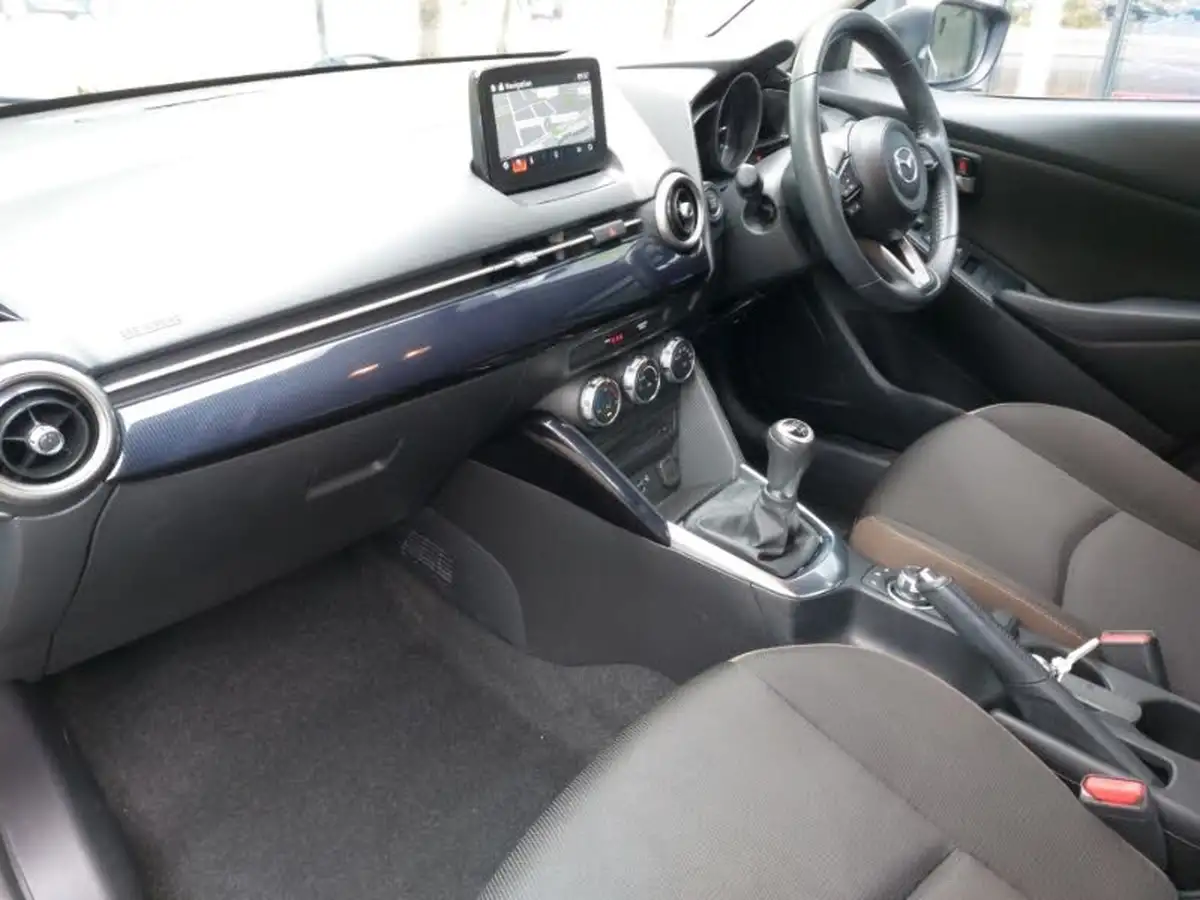 2020-mazda-mazda2-15-skyactiv-g-se-l-nav-big-4