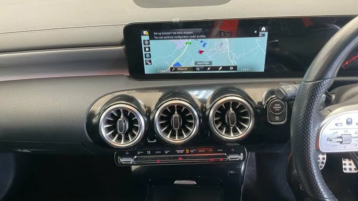 2022-mercedes-benz-a-class-13-a180-amg-line-executive-edition-hatchback-5d-7g-dct-big-8