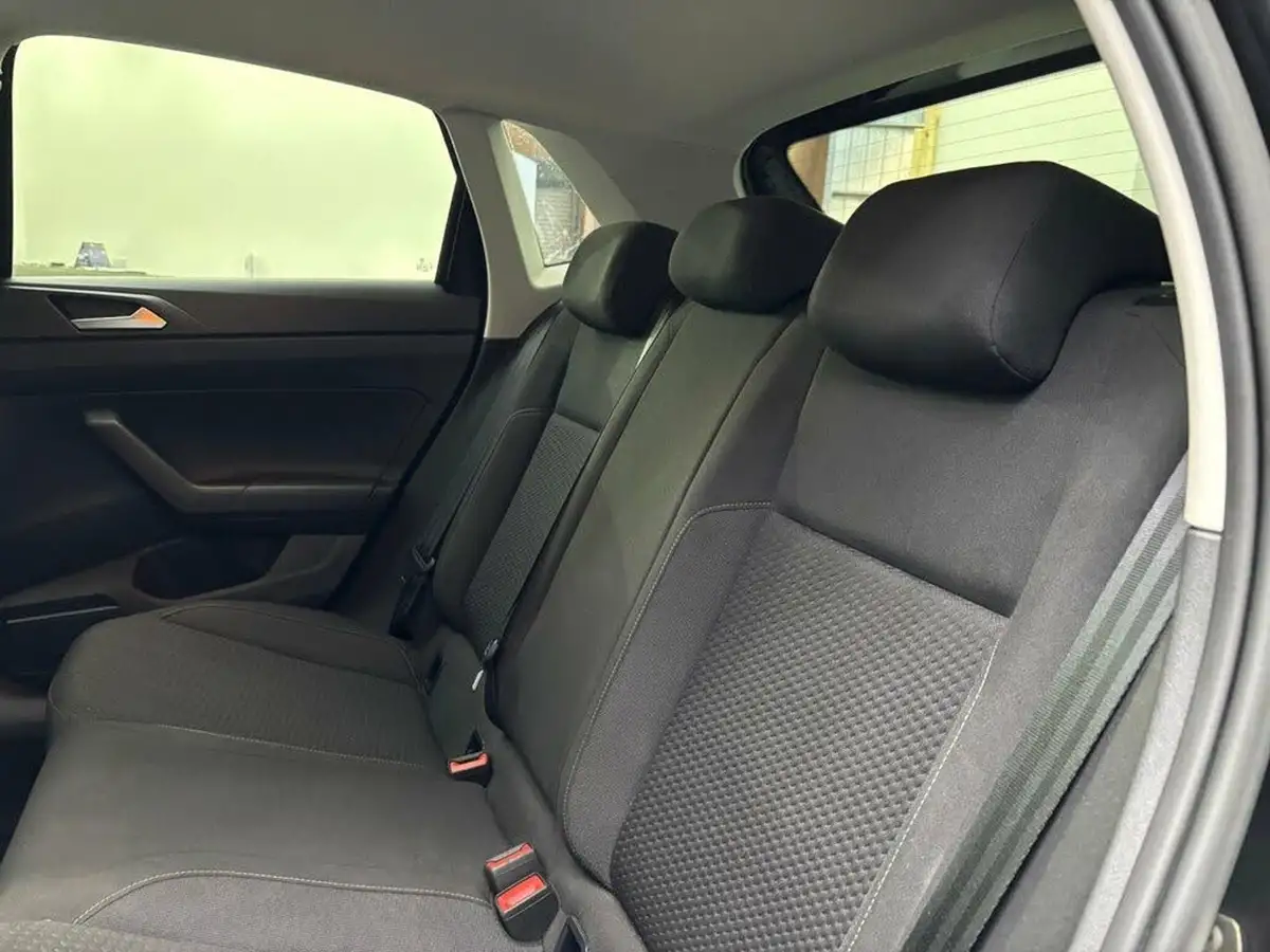 2021-volkswagen-polo-10-tsi-match-big-27