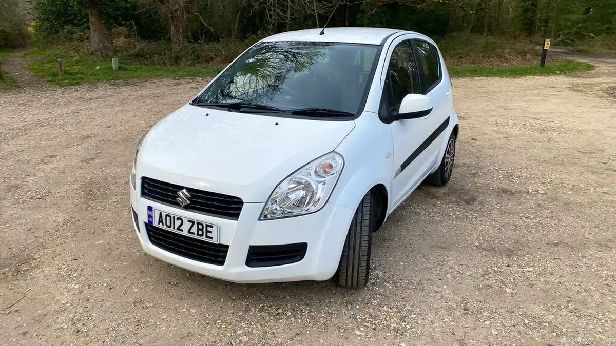 2012-suzuki-splash-10-sz2-big-3