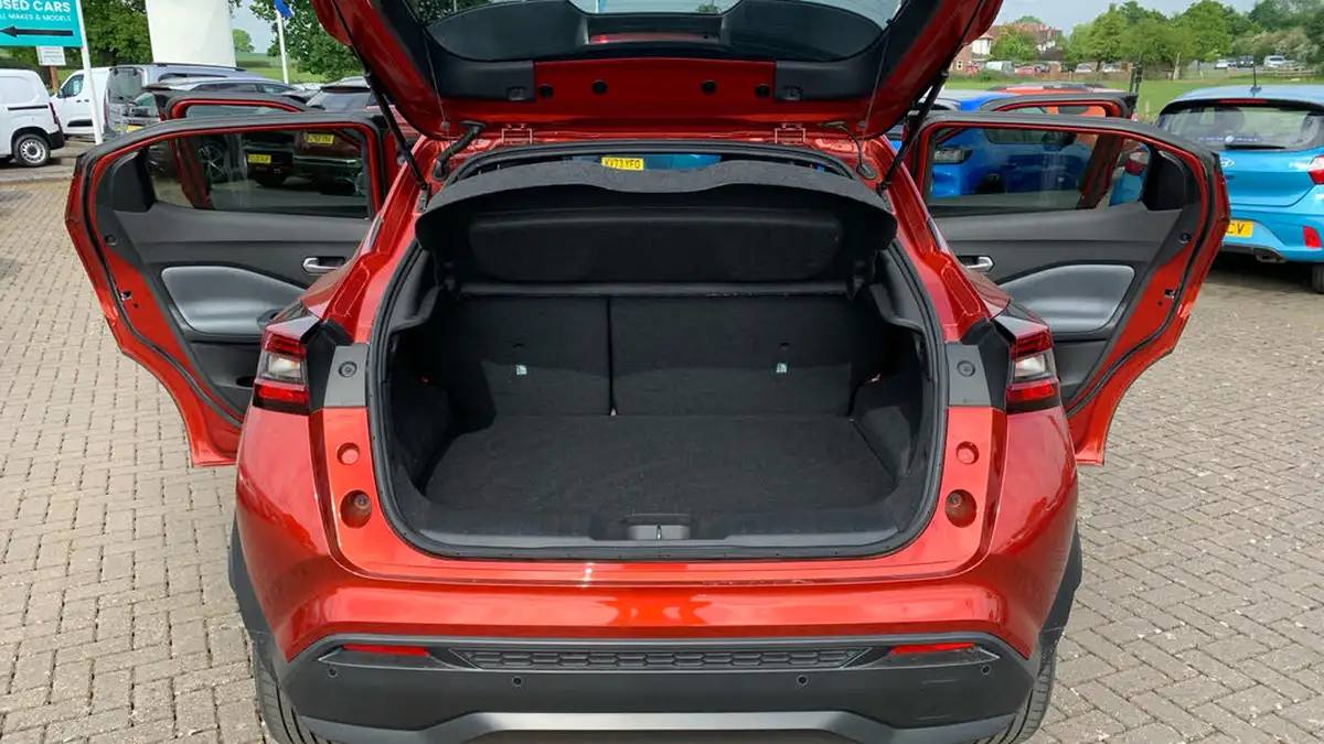 2020-nissan-juke-10-dig-t-n-connecta-117ps-dct-big-18