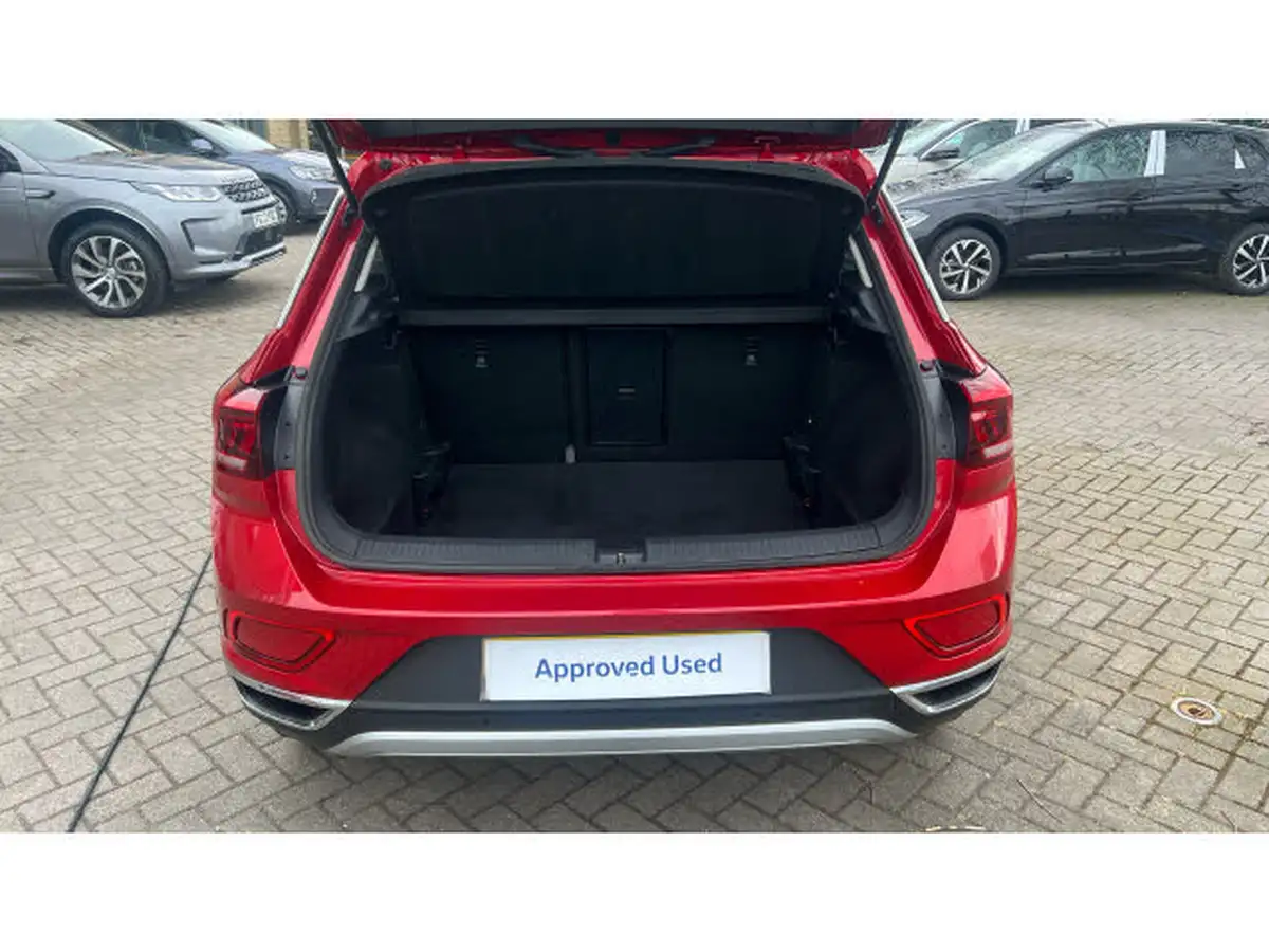 2022-volkswagen-t-roc-15-tsi-style-hatchback-5d-big-19