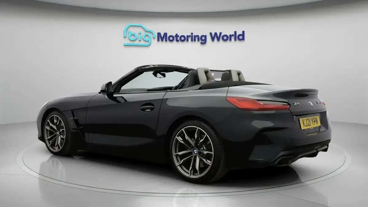 2021-bmw-z4-30-m40i-big-4