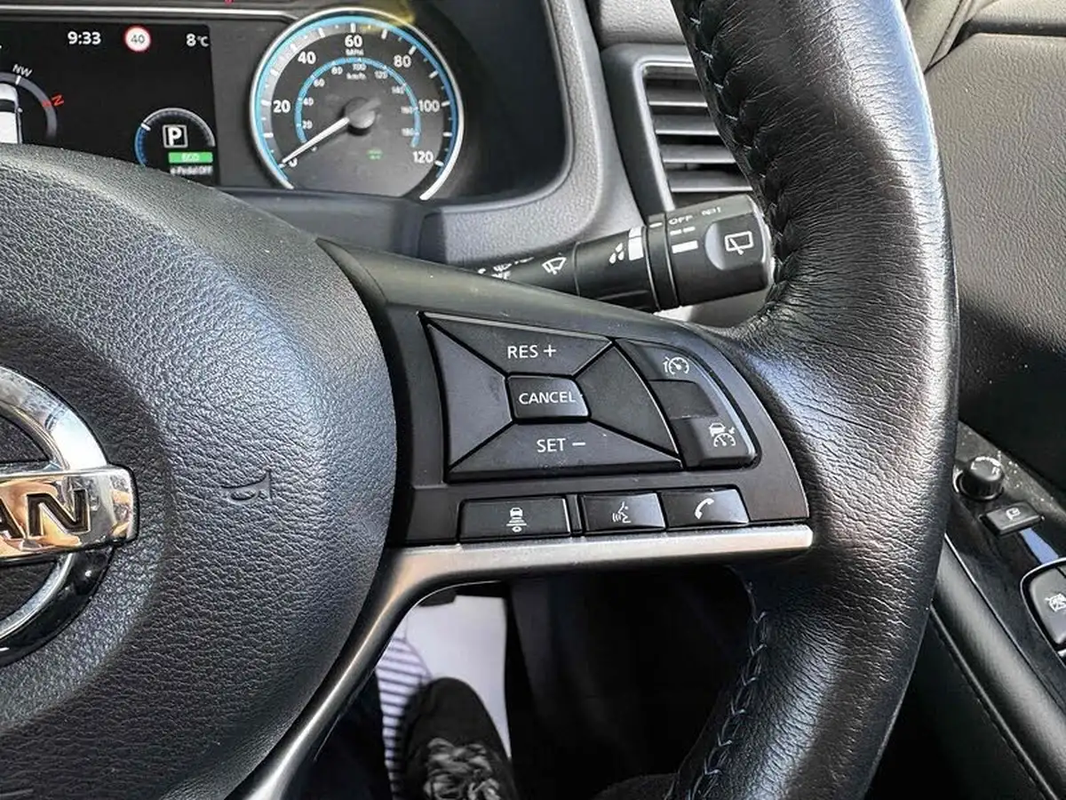 2020-nissan-leaf-e-n-connecta-big-42