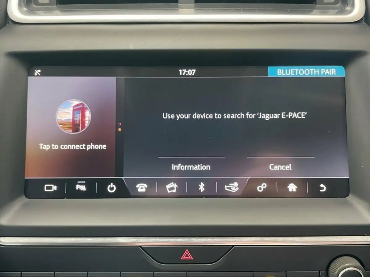 2019-jaguar-e-pace-20-i4d-150ps-big-39