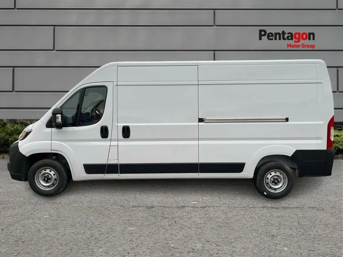 2025-fiat-ducato-22td-35-l3h2-eu6e-panel-big-14