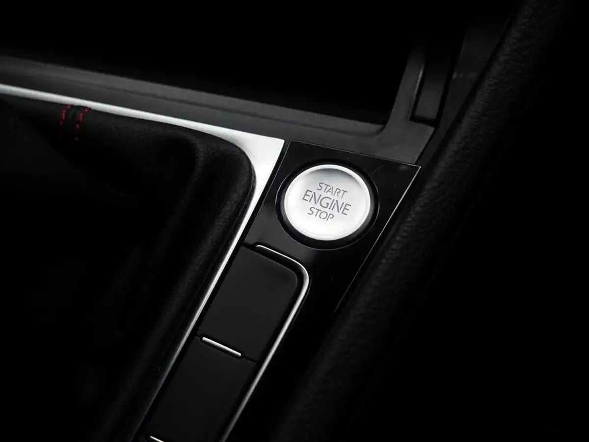 2019-volkswagen-golf-20-tsi-gti-performance-5d-big-36