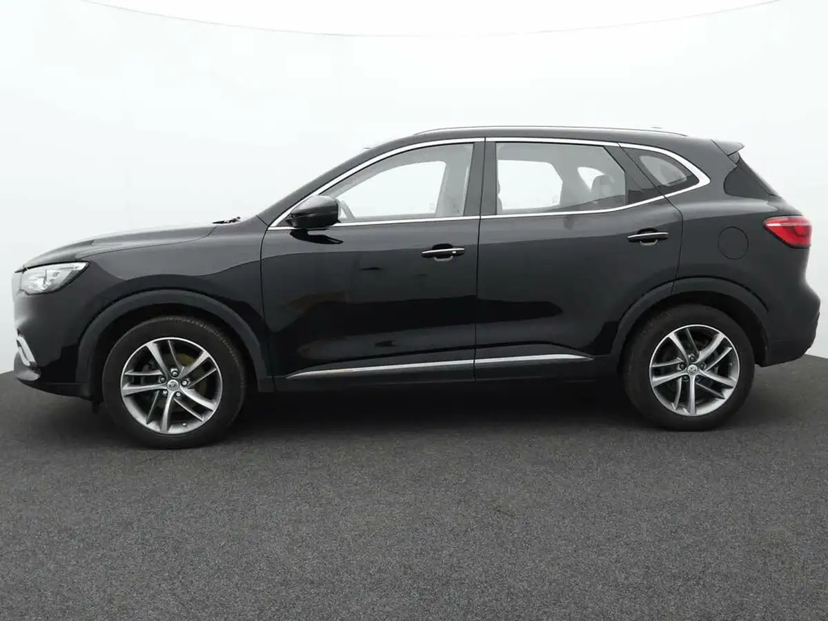 2022-mg-hs-15t-gdi-excite-162ps-big-4
