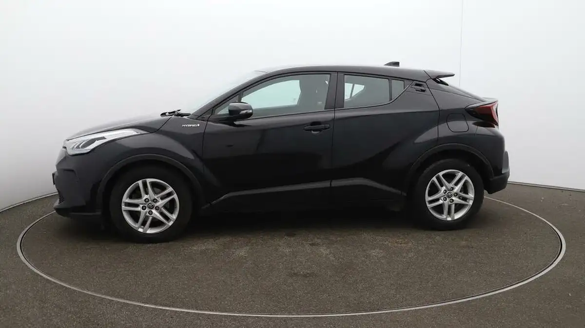 2020-toyota-c-hr-18-vvt-i-icon-parking-pack-big-58