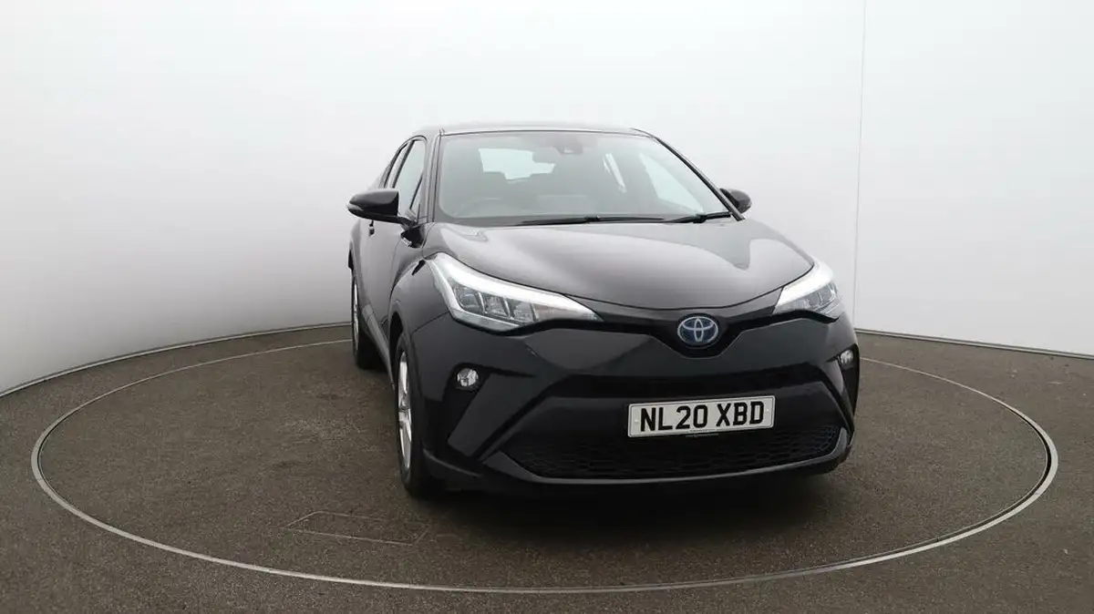 2020-toyota-c-hr-18-vvt-i-icon-parking-pack-big-34