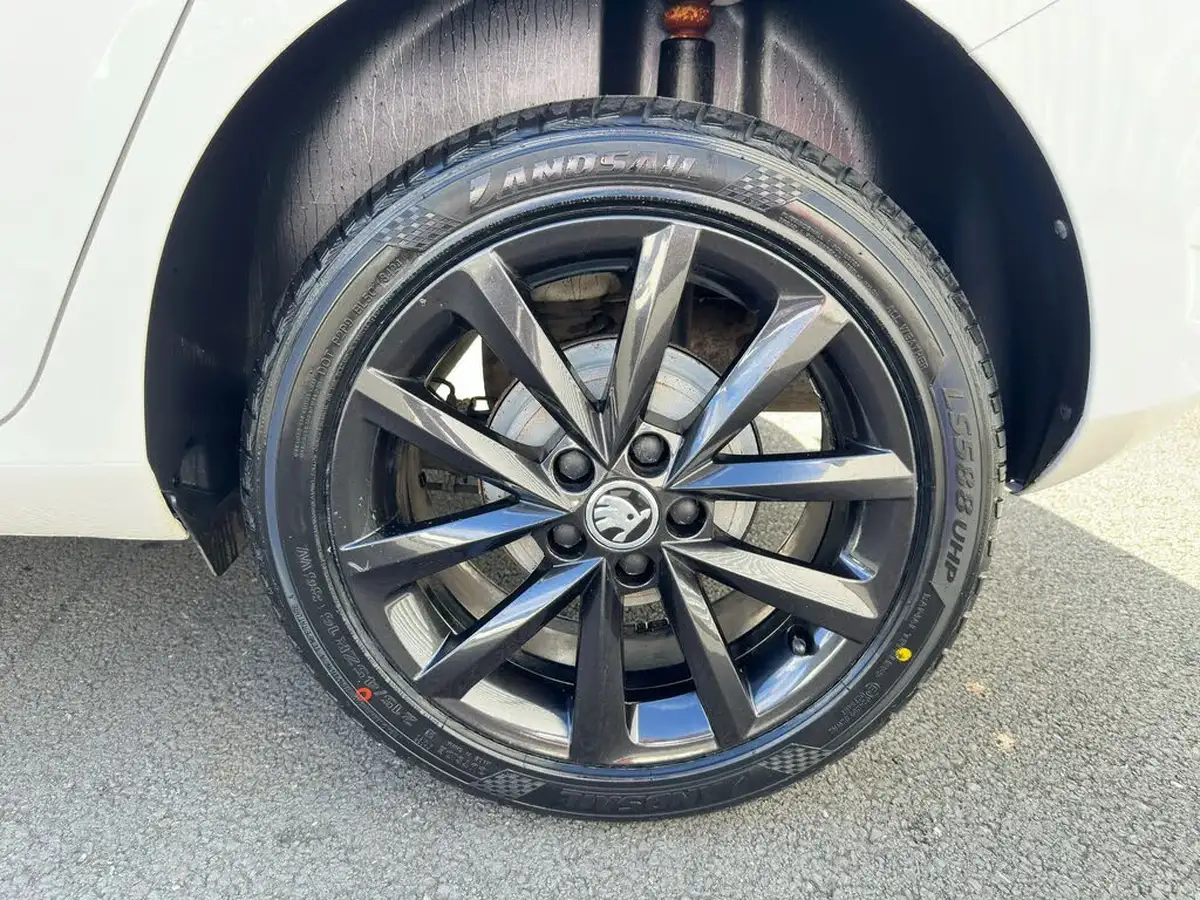 2020-skoda-fabia-10-mpi-colour-edition-60ps-big-27
