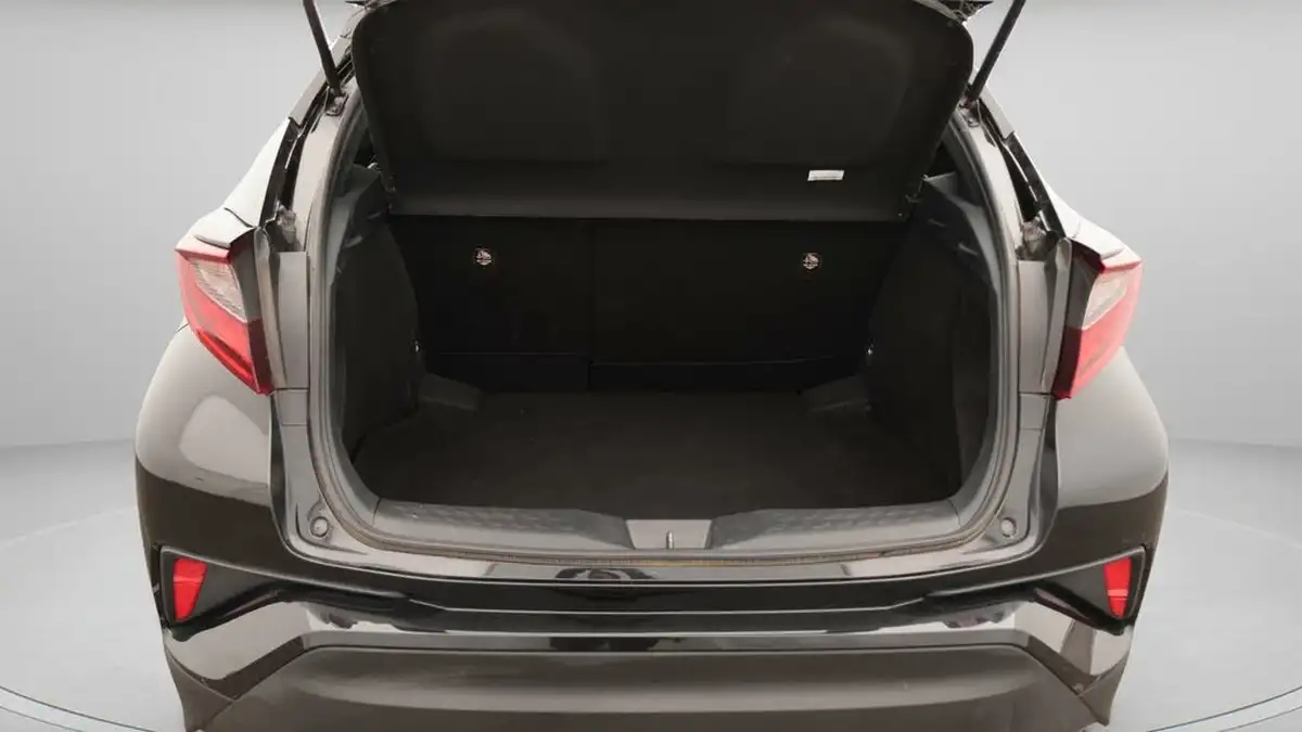 2020-toyota-c-hr-18-vvt-i-icon-parking-pack-big-17