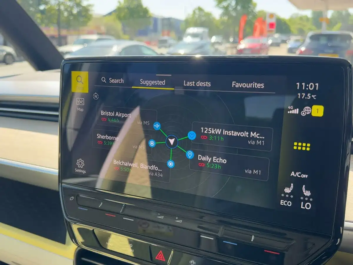 2023-volkswagen-idbuzz-e-style-standard-big-54