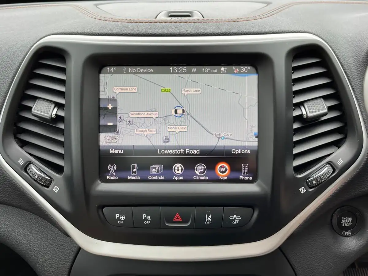 2017-jeep-cherokee-22multijet-ii-limited-ss-big-20