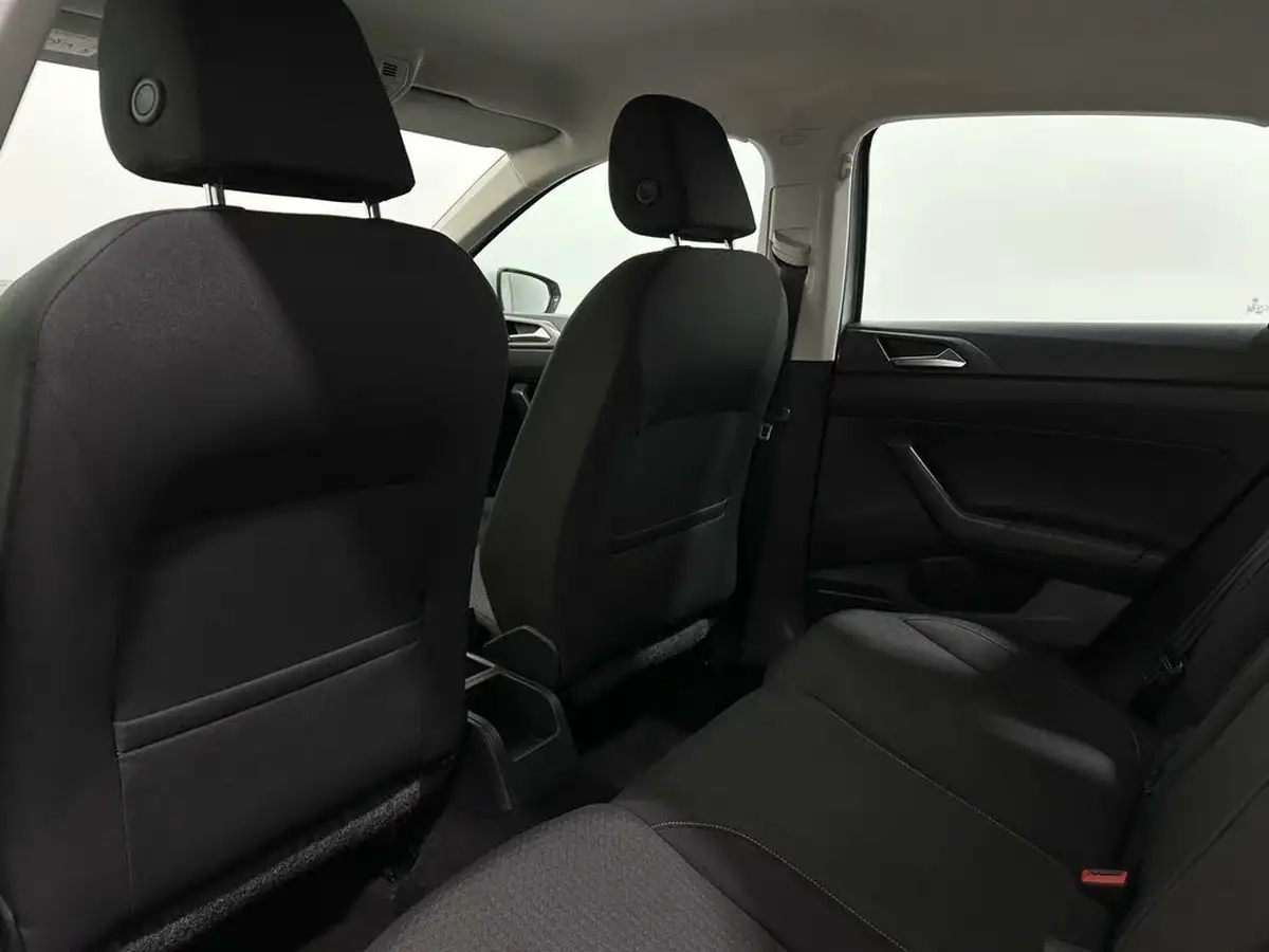 2018-volkswagen-polo-10-tsi-se-big-33