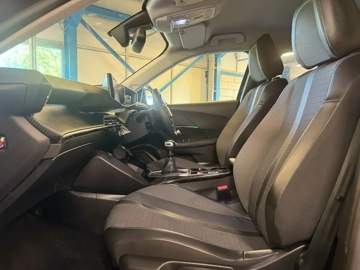 2022-peugeot-2008-suv-12-puretech-allure-premium-100bhp-big-57