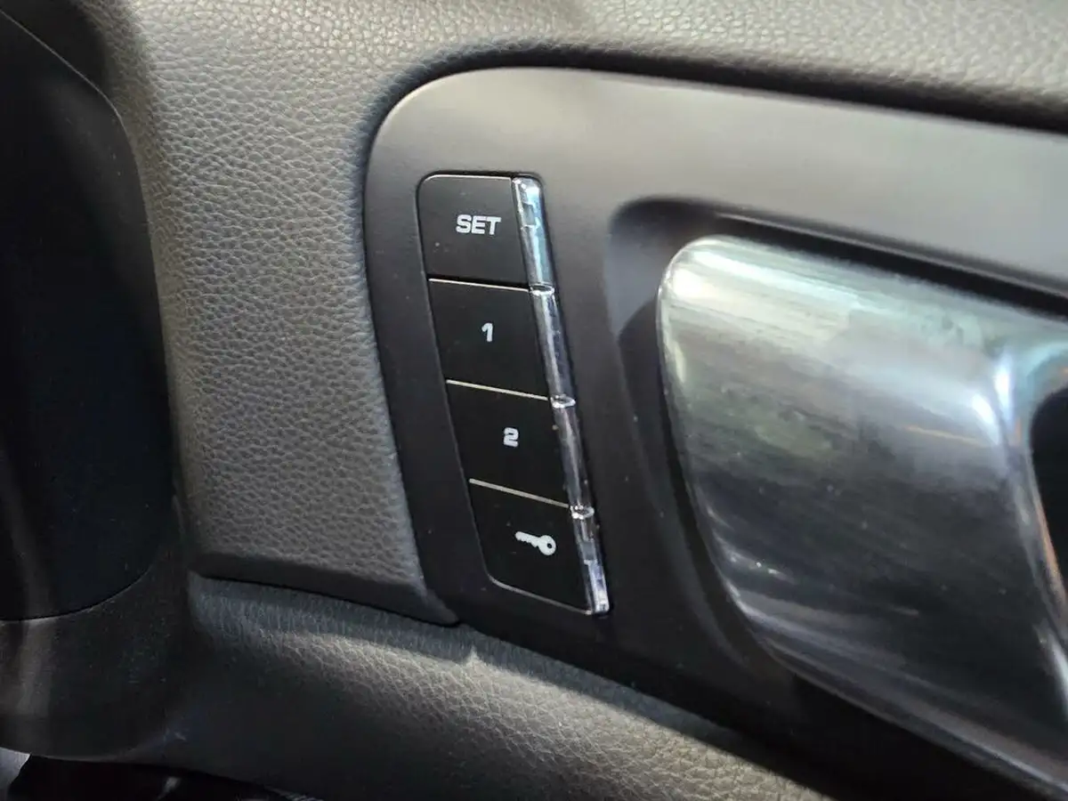 2015-porsche-cayenne-30-s-e-hybrid-big-12