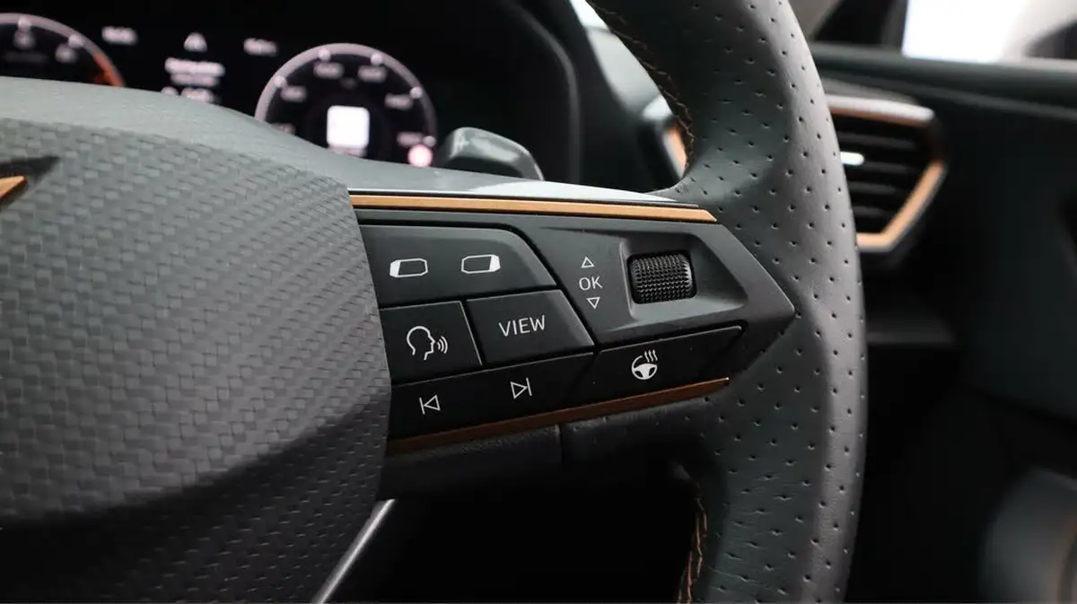 2023-cupra-leon-nf-15-etsi-v1-hatchback-big-25