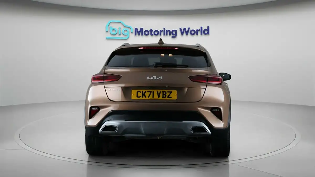 2021-kia-xceed-15-t-gdi-3-big-6
