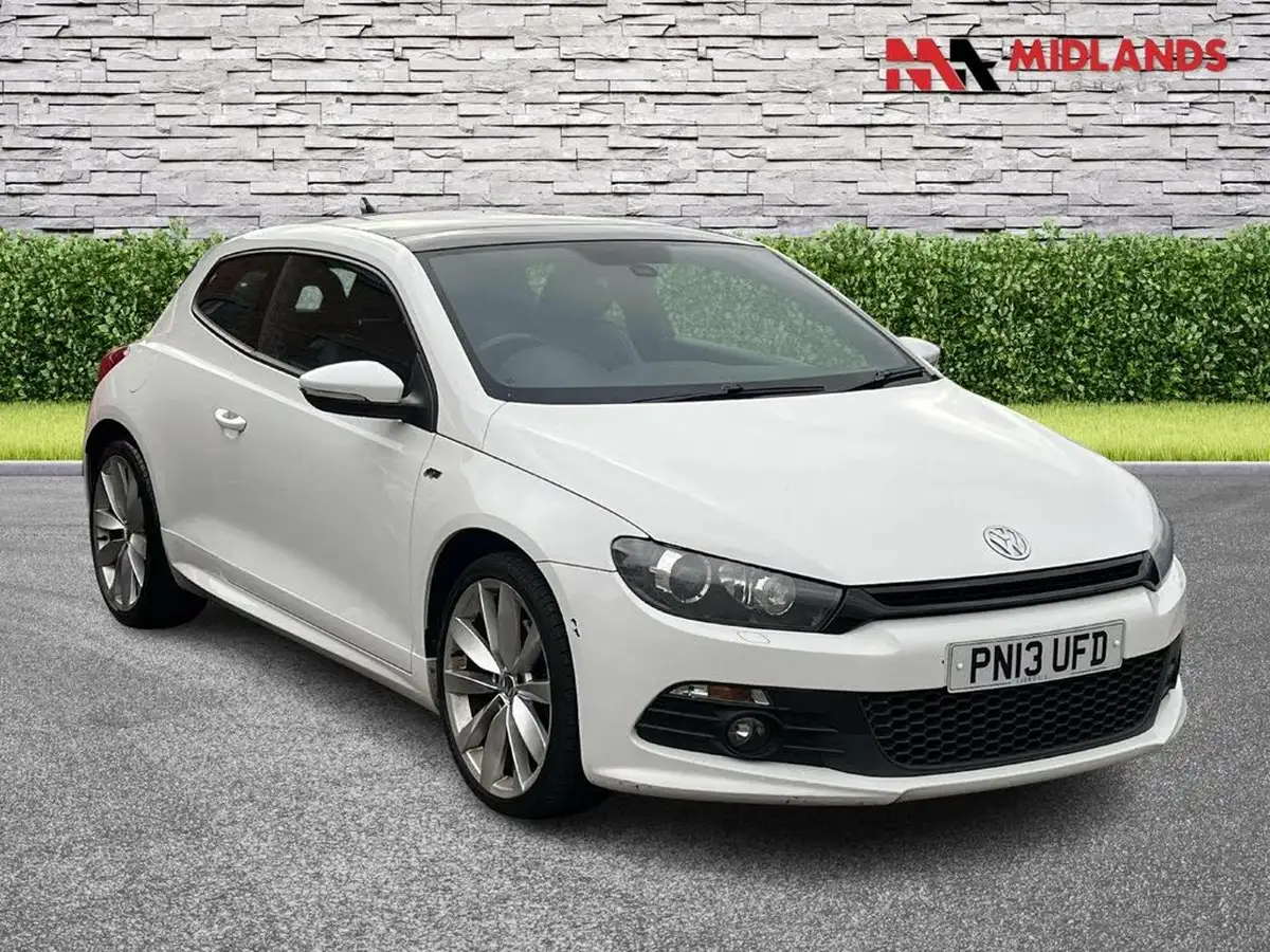 2013-volkswagen-scirocco-20-r-line-tsi-210ps-big-0