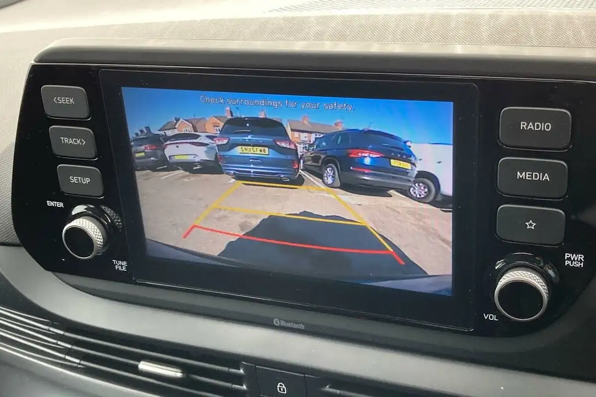 2022-hyundai-bayon-10-t-gdi-se-connect-big-22