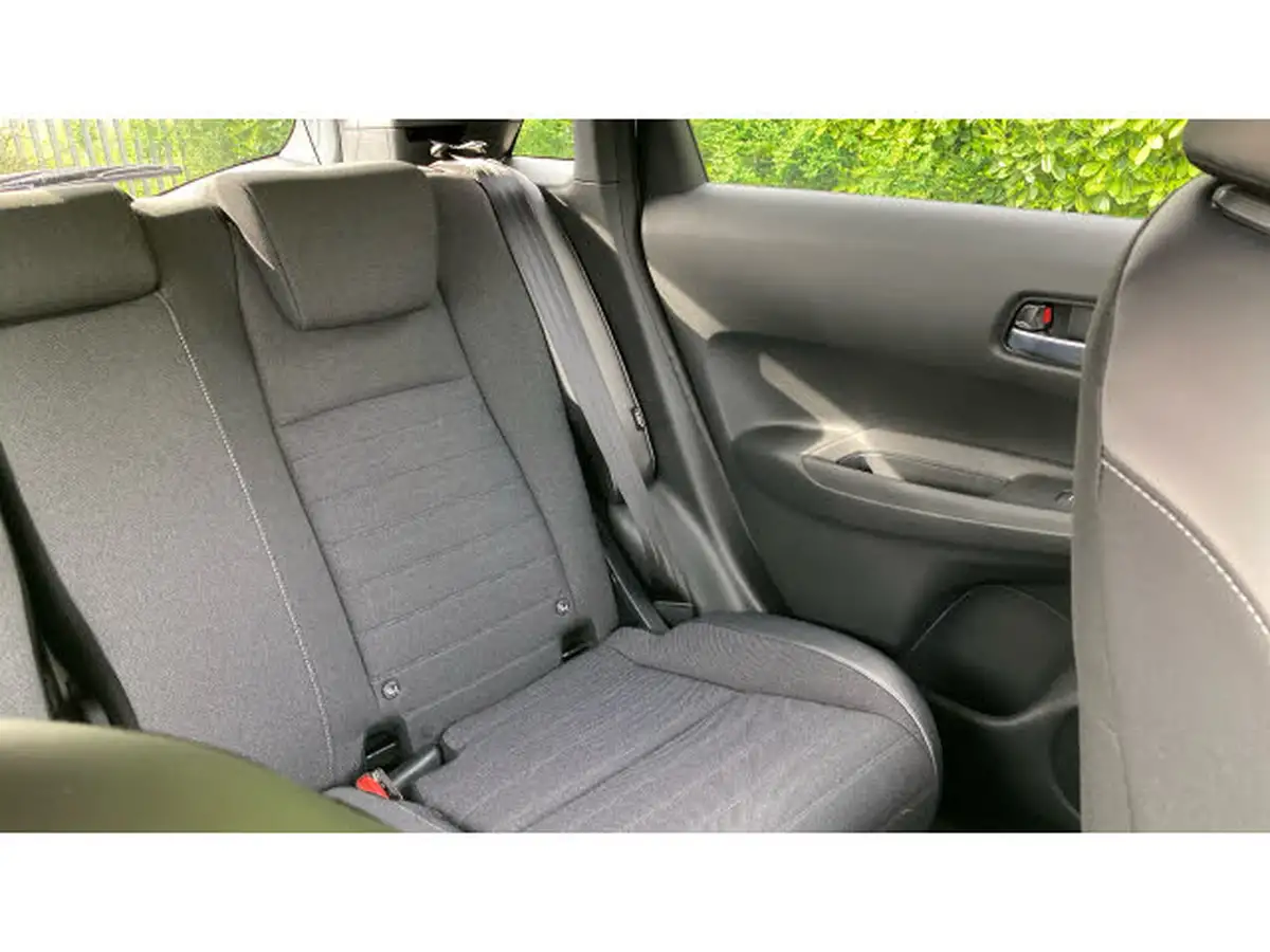 2025-honda-jazz-15-i-mmd-crosstar-advance-big-38