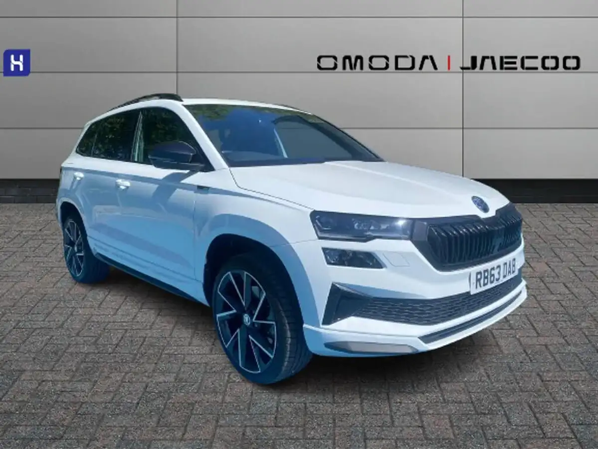 2023-skoda-karoq-15-tsi-sportline-dsg-big-0