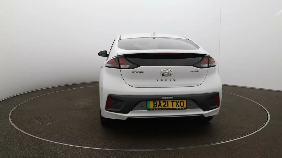 2021-hyundai-ioniq-e-premium-se-electric-100kw-big-51