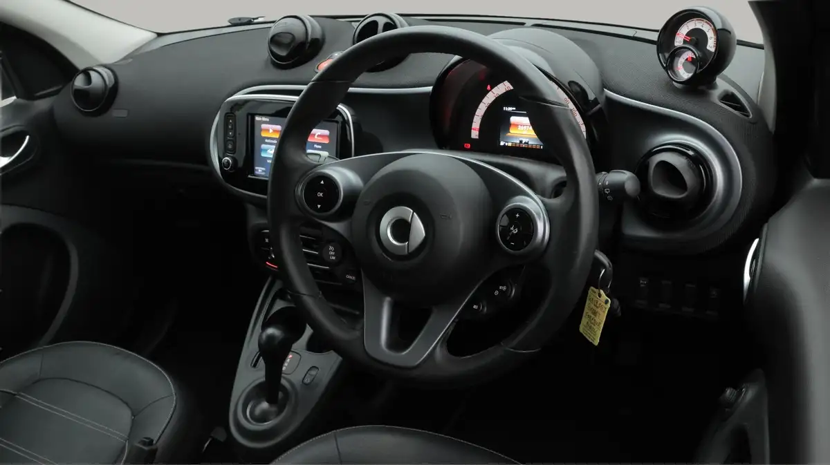2019-smart-forfour-10-prime-premium-twinamic-big-9