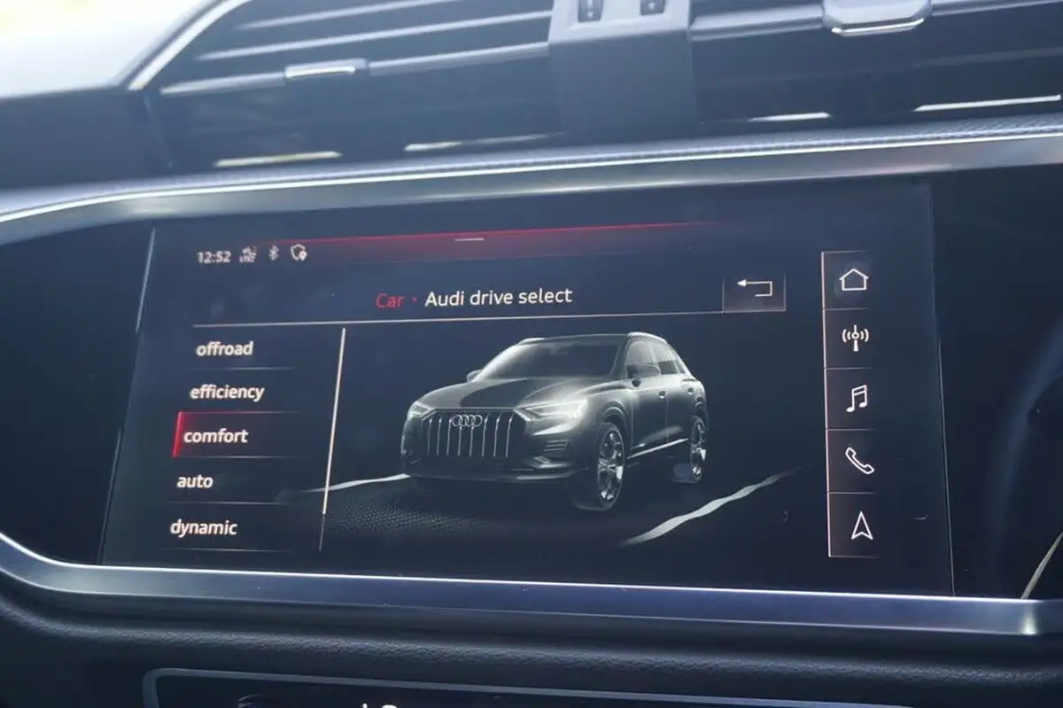 2019-audi-q3-15-35-tfsi-s-line-cod-station-wagon-1498cc-big-29