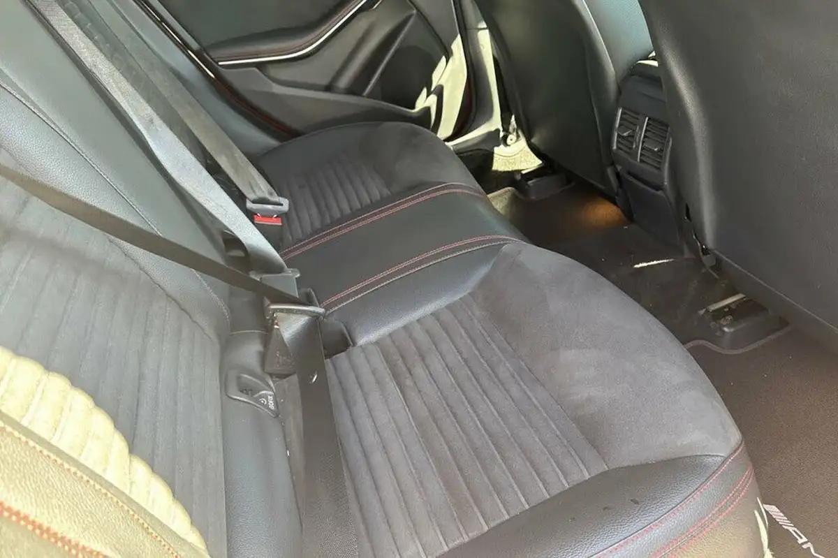 2019-mercedes-benz-gla-class-16-gla-200-amg-line-edition-plus-7g-dct-big-9