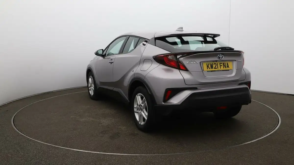 2021-toyota-c-hr-18-vvt-i-icon-big-61