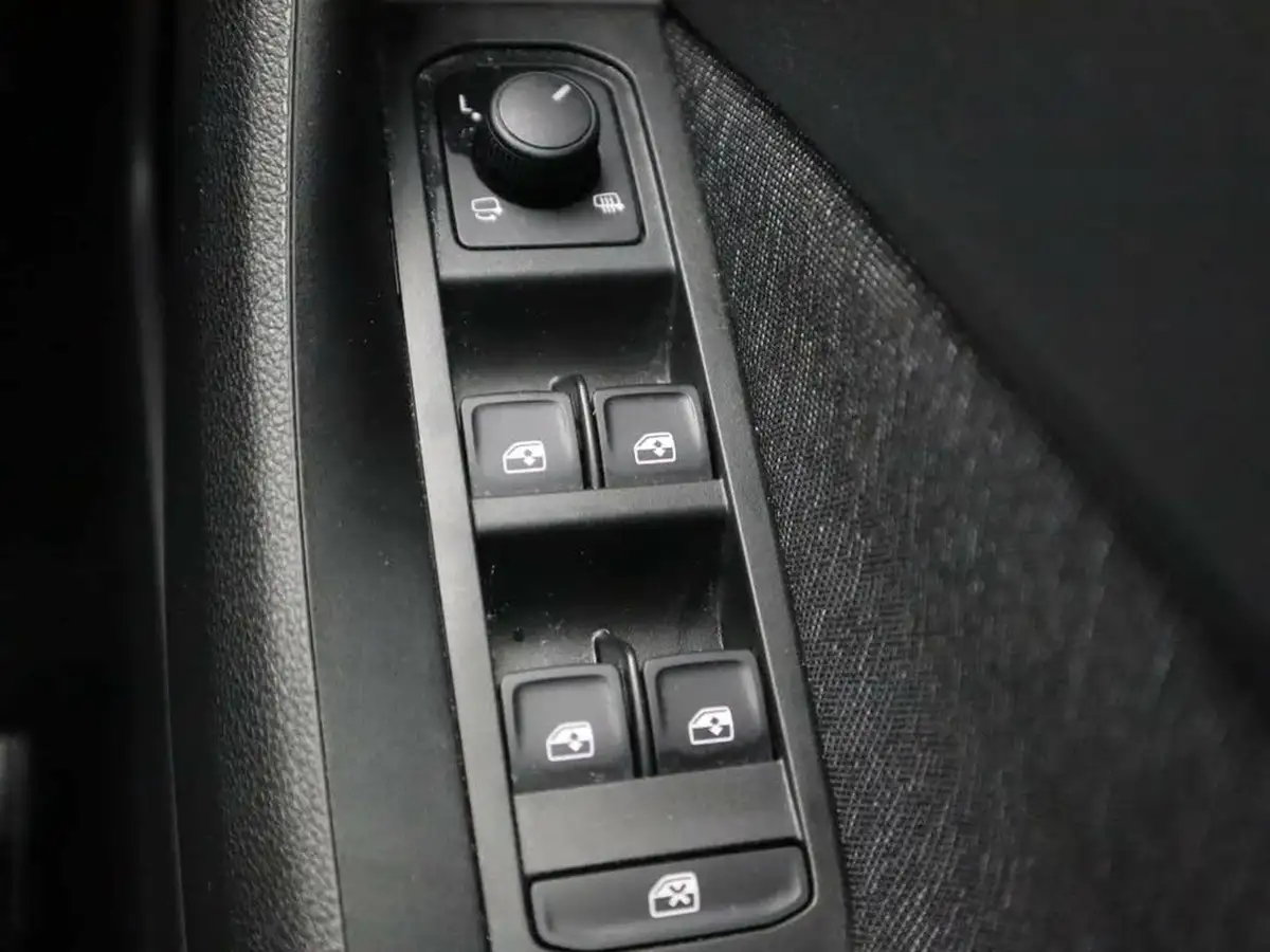 2022-skoda-kamiq-10-tsi-se-l-big-34