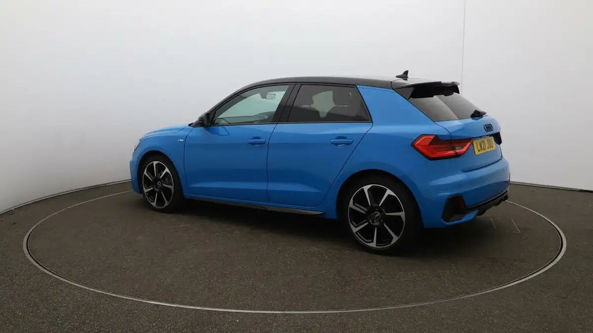 2021-audi-a1-10-25-tfsi-black-edition-s-tronic-big-27