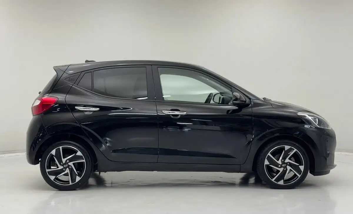 2024-hyundai-i10-10-premium-63ps-auto-big-9