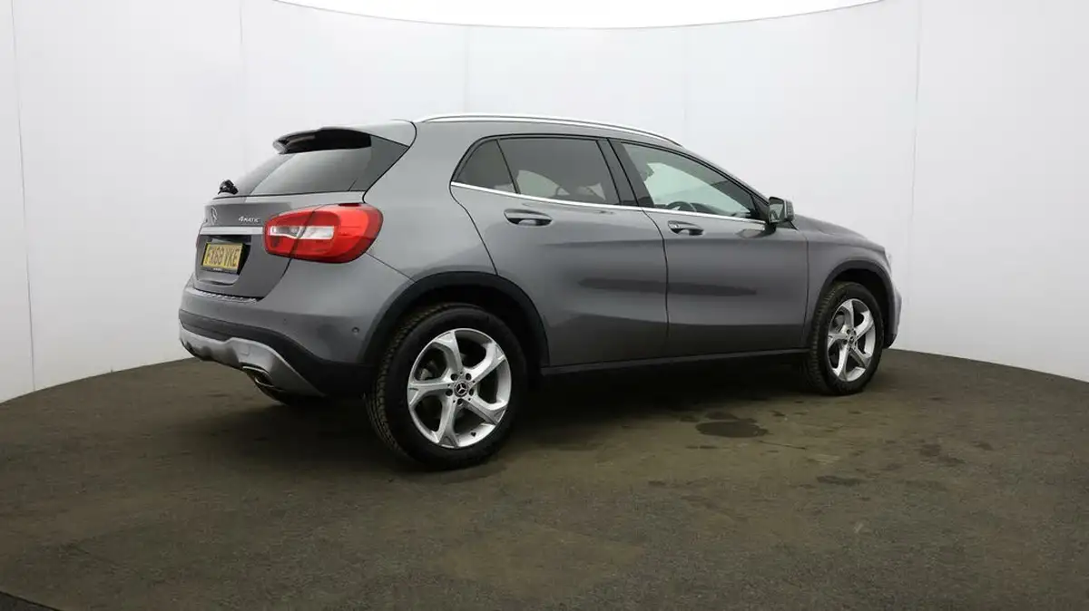2018-mercedes-benz-gla-class-21d-gla-220d-sport-177ps-executivess-big-57