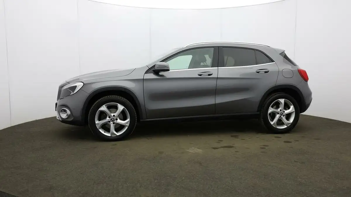 2018-mercedes-benz-gla-class-21d-gla-220d-sport-177ps-executivess-big-33