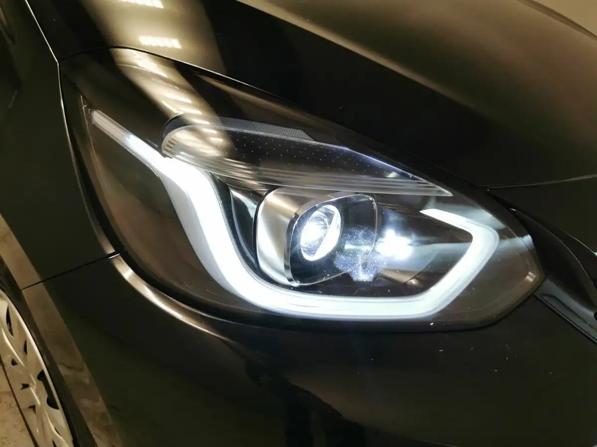 2023-honda-jazz-15-i-mmd-se-big-5