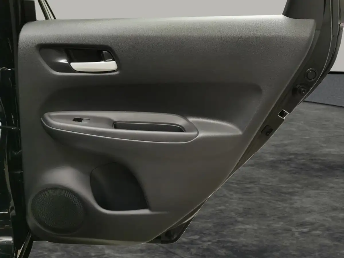 2023-honda-jazz-15-i-mmd-se-big-33