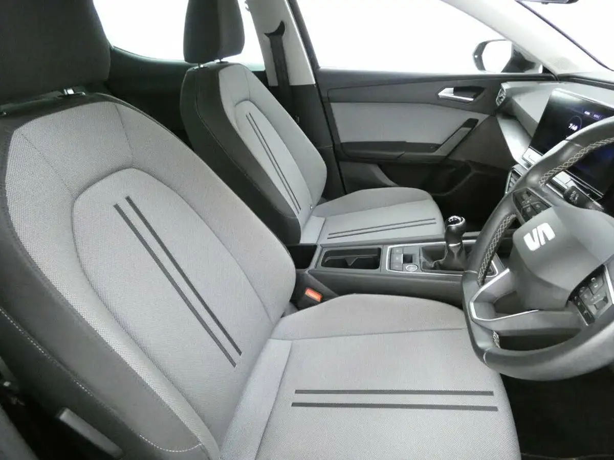 2020-seat-leon-15-tsi-evo-se-dynamic-hatchback-big-11