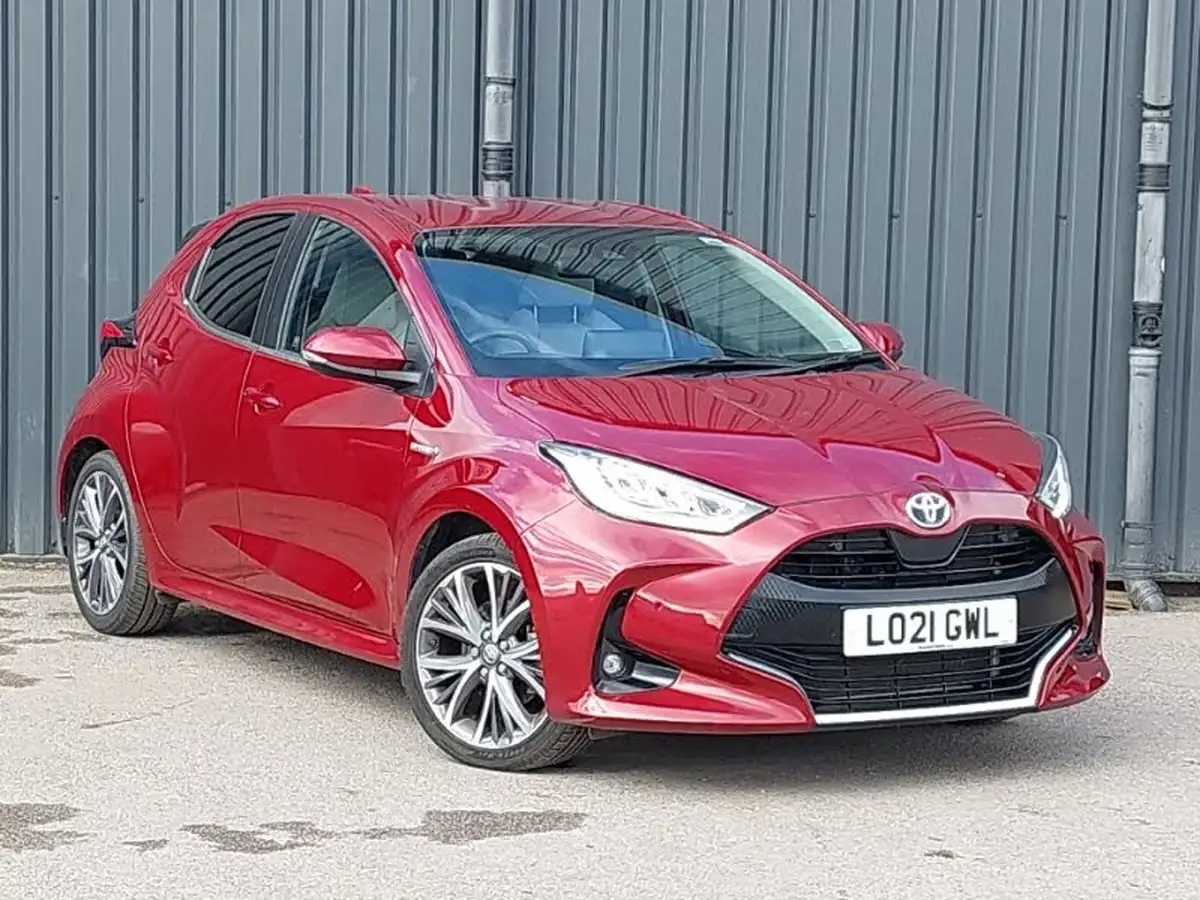 2021-toyota-yaris-15-vvt-i-excel-big-0