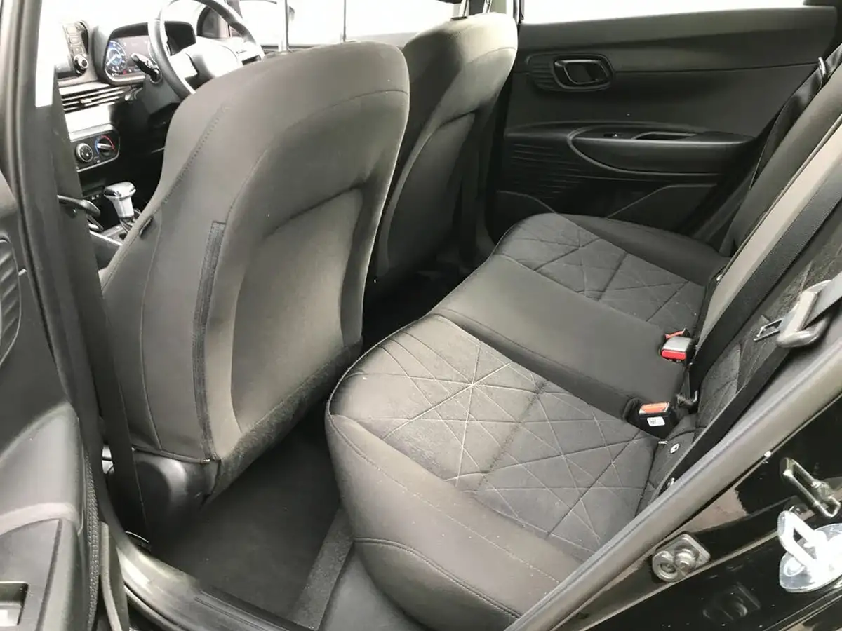 2023-hyundai-bayon-10-t-gdi-se-connect-dct-big-13