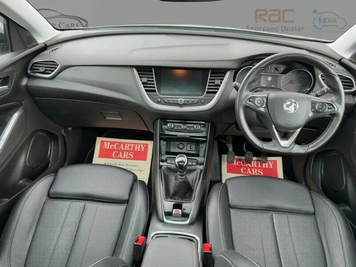 2020-vauxhall-grandland-x-12-elite-nav-big-17